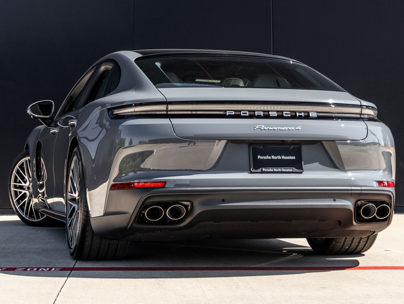 2026 Porsche Panamera 4
