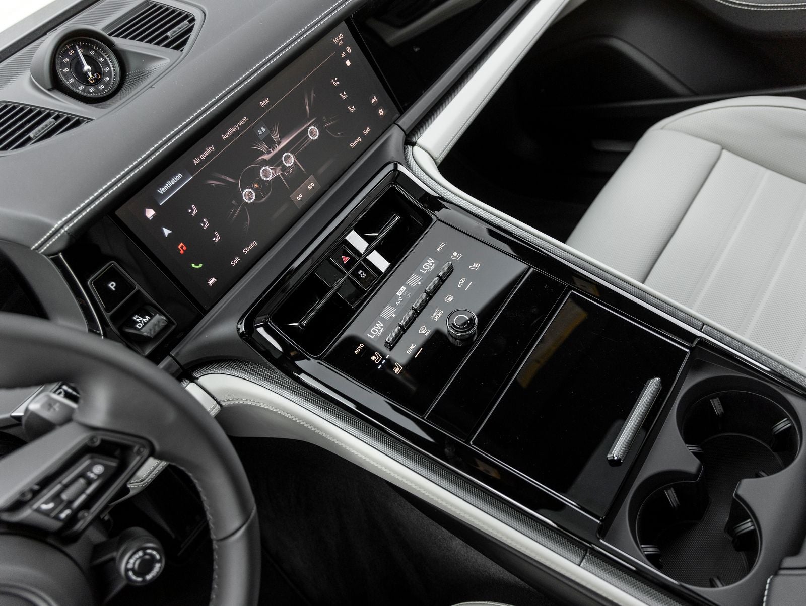 2026 Porsche Panamera 4