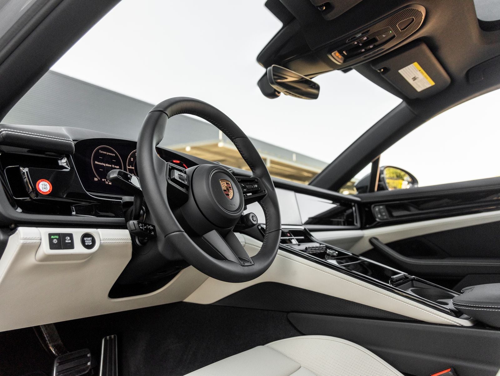 2026 Porsche Panamera 4