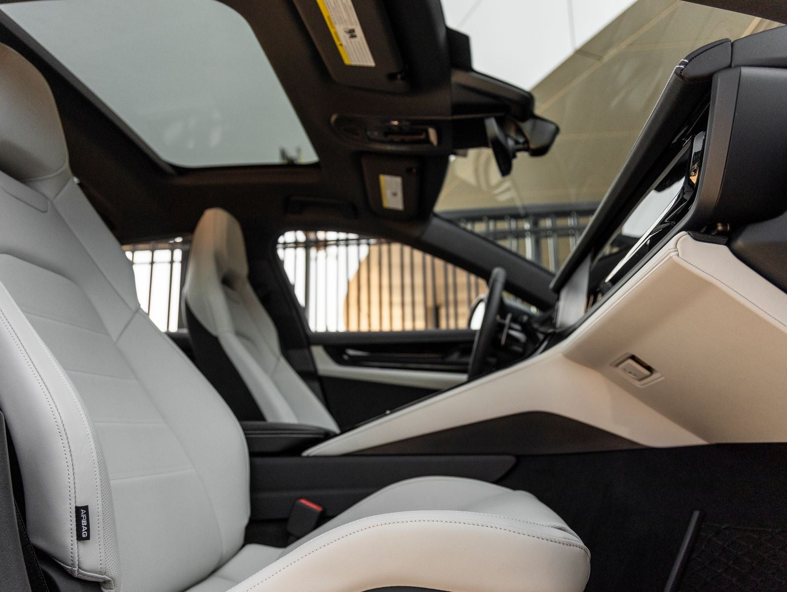 2026 Porsche Panamera 4