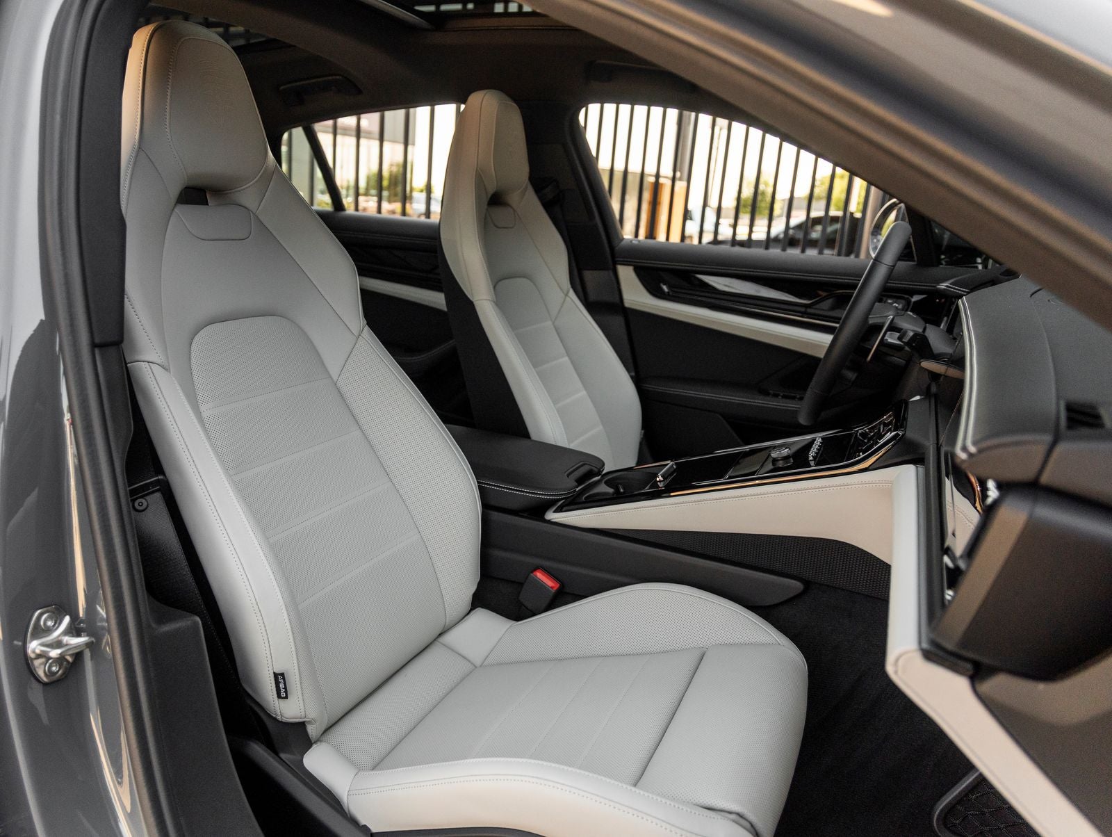 2026 Porsche Panamera 4