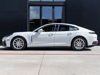 2026 Porsche Panamera Panamera 4