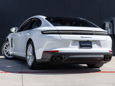 2026 Porsche Panamera Panamera 4