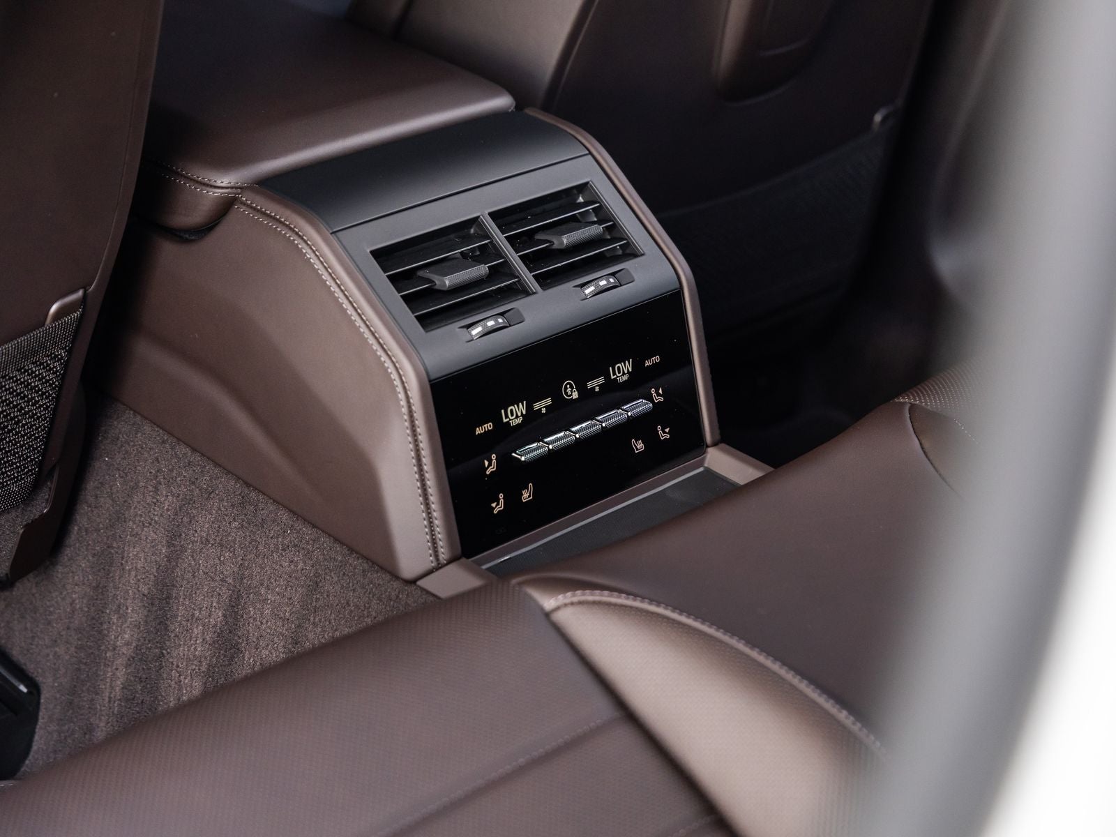 2026 Porsche Panamera Panamera 4