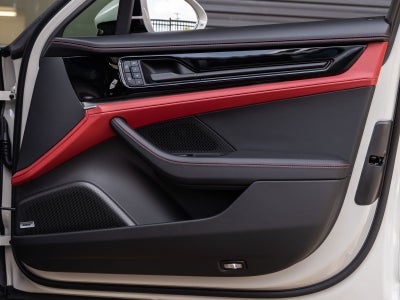 2026 Porsche Panamera Panamera 4