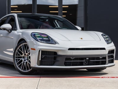 2026 Porsche Panamera Panamera 4