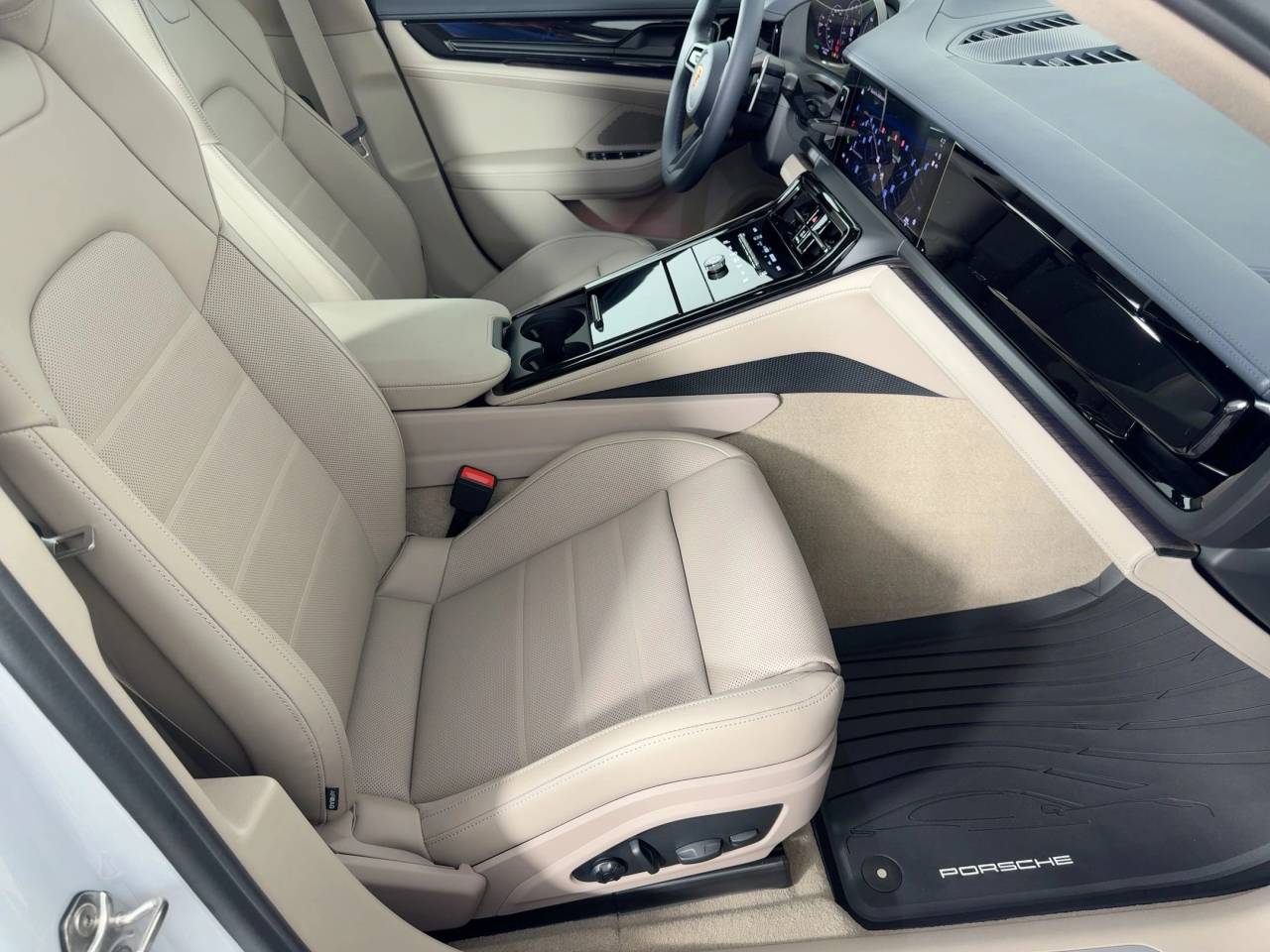 2026 Porsche Panamera Panamera