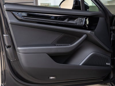 2026 Porsche Panamera Panamera 4