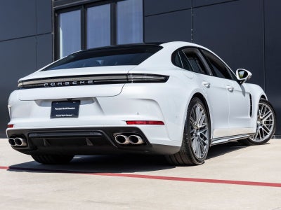 2025 Porsche Panamera Panamera 4