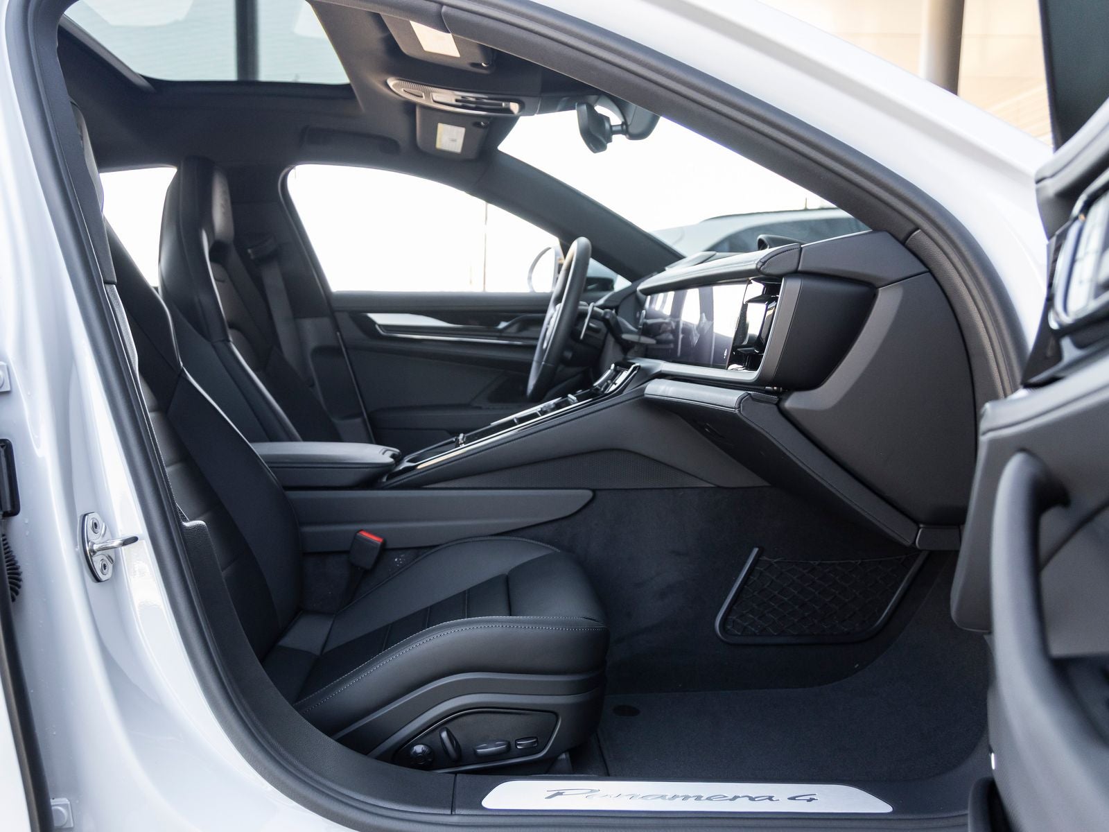 2025 Porsche Panamera Panamera 4