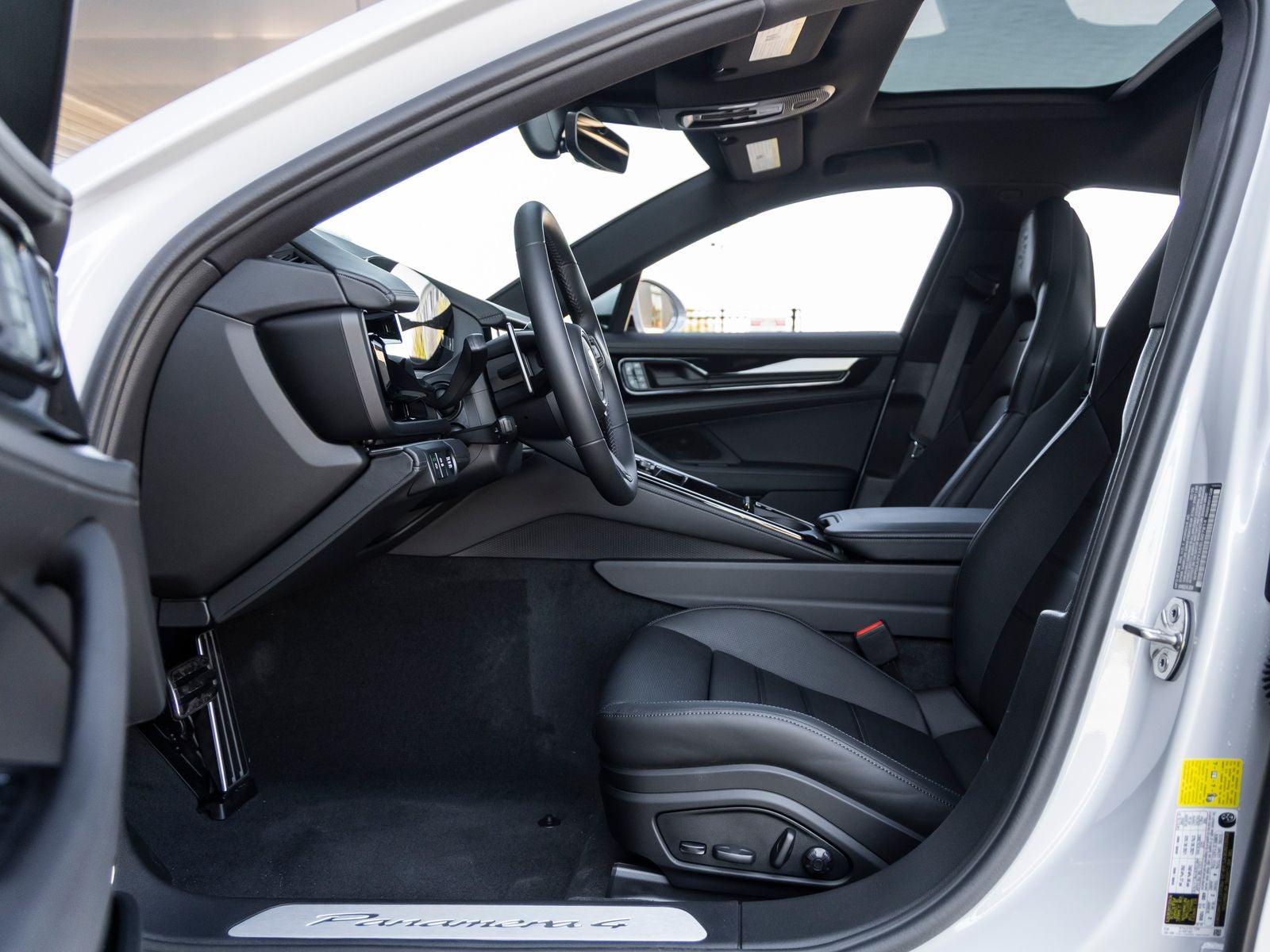 2025 Porsche Panamera Panamera 4