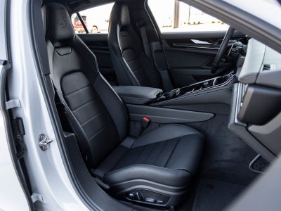 2025 Porsche Panamera Panamera 4