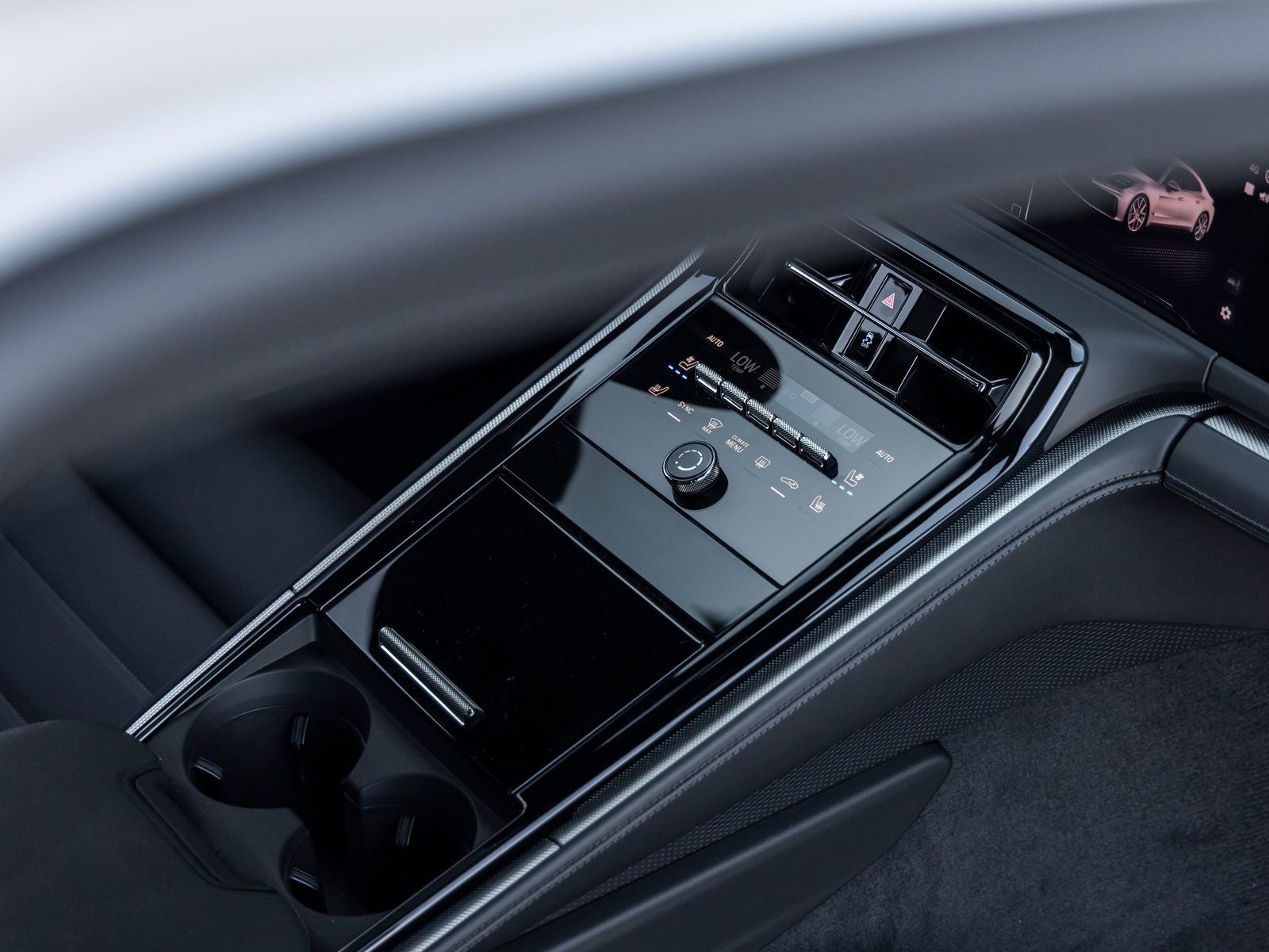 2025 Porsche Panamera Panamera 4