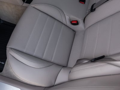 2025 Porsche Panamera Base