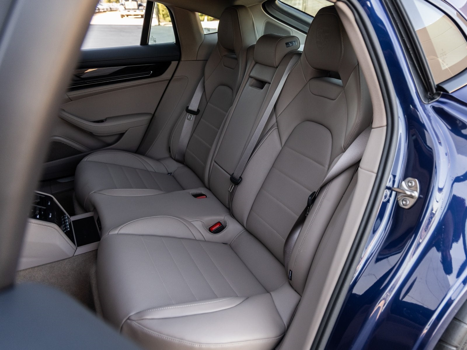 2025 Porsche Panamera Base