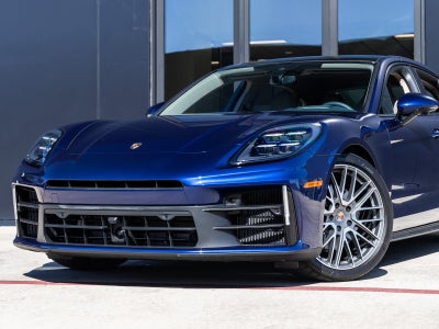 2025 Porsche Panamera Base
