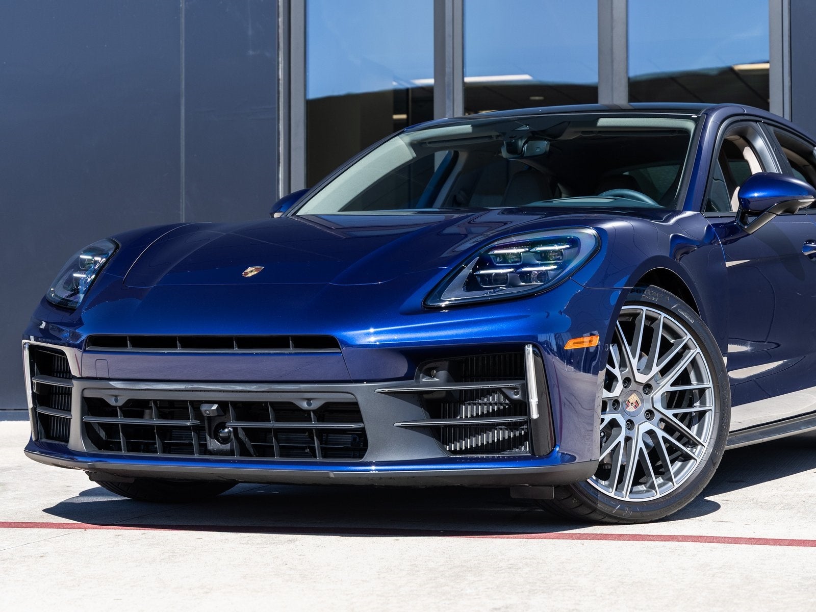 2025 Porsche Panamera Base