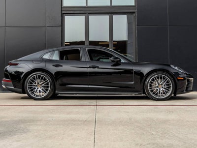 2026 Porsche Panamera RWD