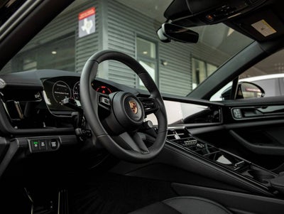 2026 Porsche Panamera RWD