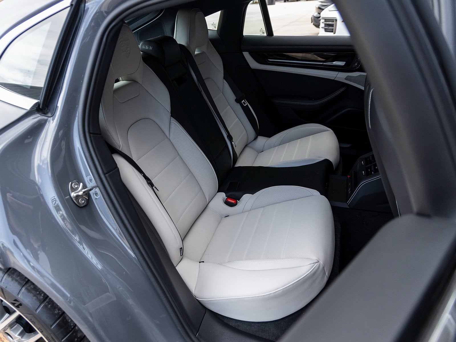 2025 Porsche Panamera Panamera 4