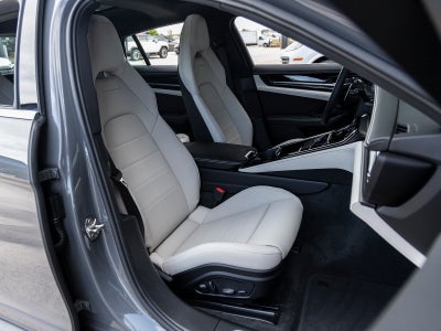 2025 Porsche Panamera Panamera 4