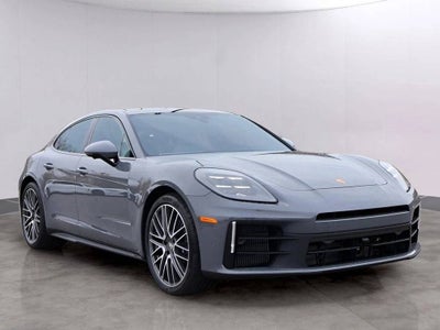 2026 Porsche Panamera 4