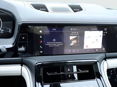 2026 Porsche Panamera 4