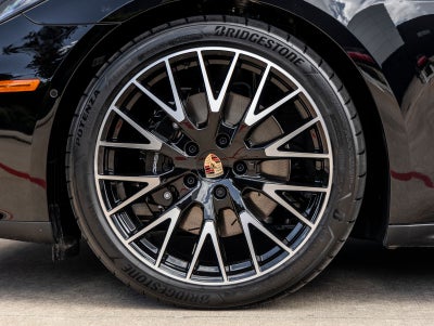 2026 Porsche Panamera RWD