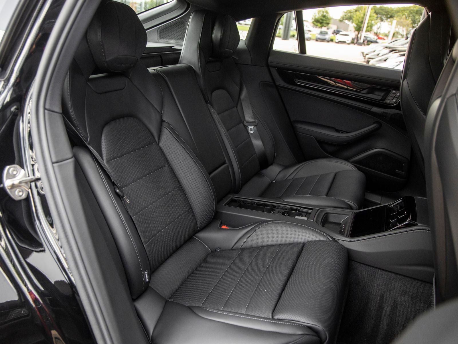 2026 Porsche Panamera RWD