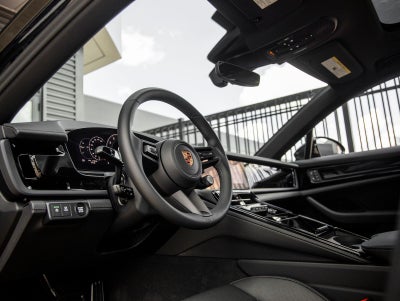2026 Porsche Panamera RWD