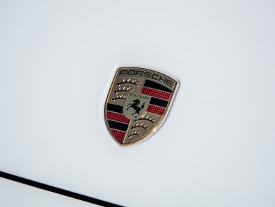 2025 Porsche Panamera RWD