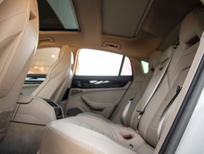 2025 Porsche Panamera RWD