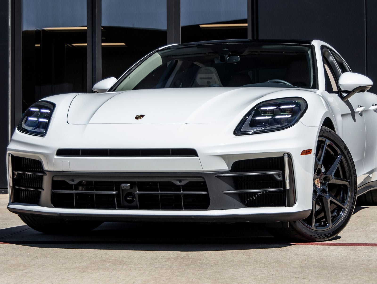 2025 Porsche Panamera RWD