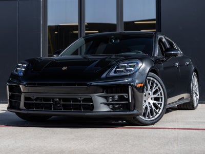 2025 Porsche Panamera Panamera
