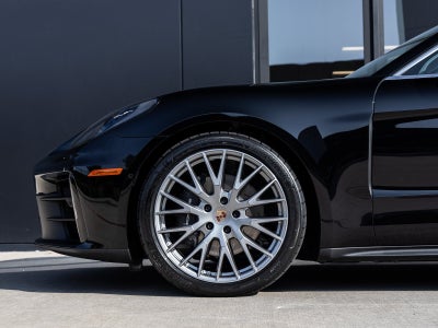 2025 Porsche Panamera Panamera
