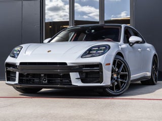 2026 Porsche Panamera Base