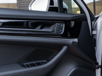 2026 Porsche Panamera Panamera 4