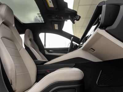 2026 Porsche Panamera Panamera 4