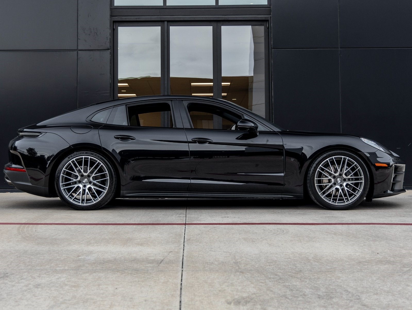 2025 Porsche Panamera Panamera 4