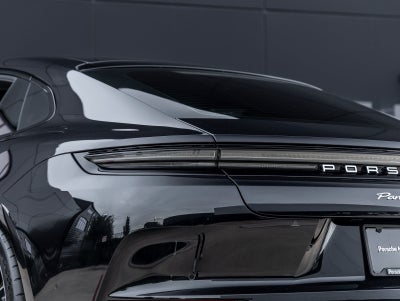 2025 Porsche Panamera Panamera 4