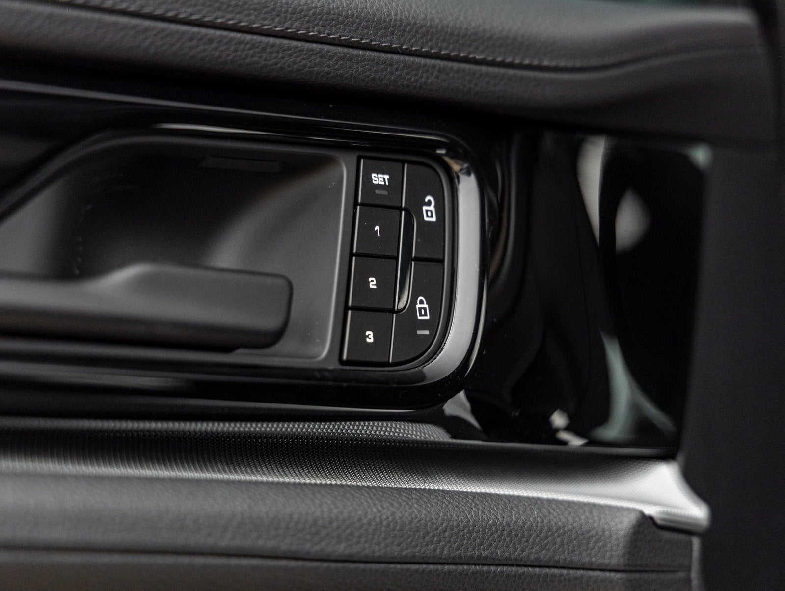 2025 Porsche Panamera Panamera 4