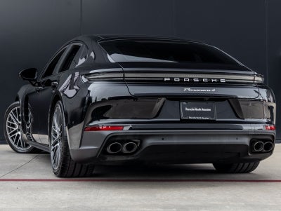 2025 Porsche Panamera Panamera 4