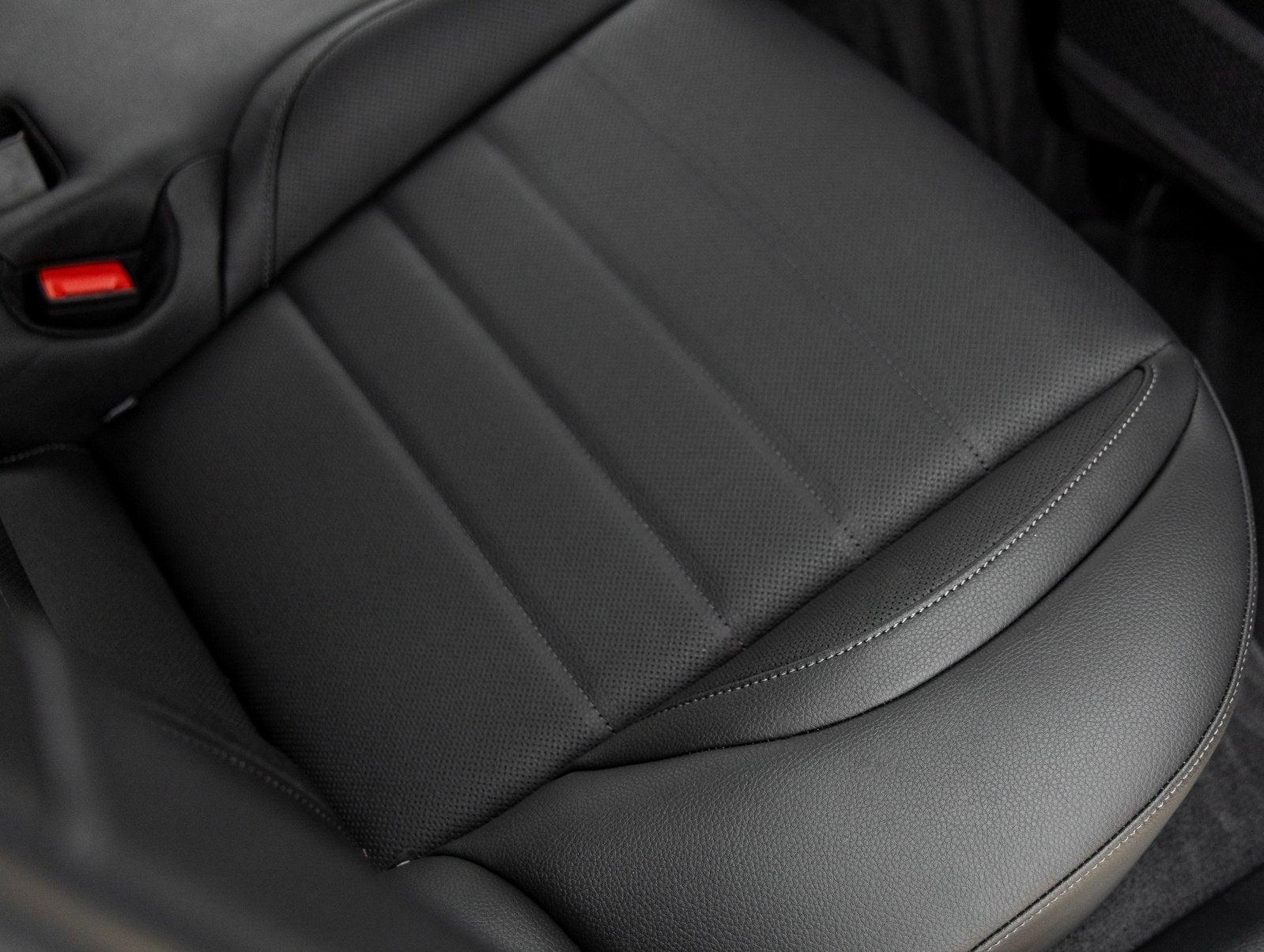 2025 Porsche Panamera Panamera 4