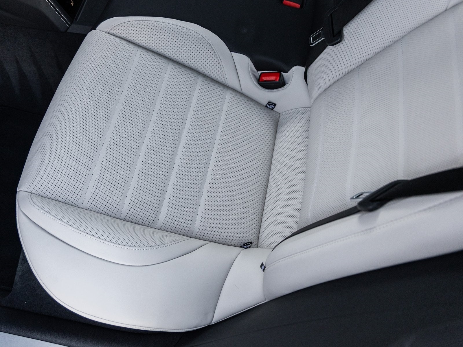 2026 Porsche Panamera Panamera 4