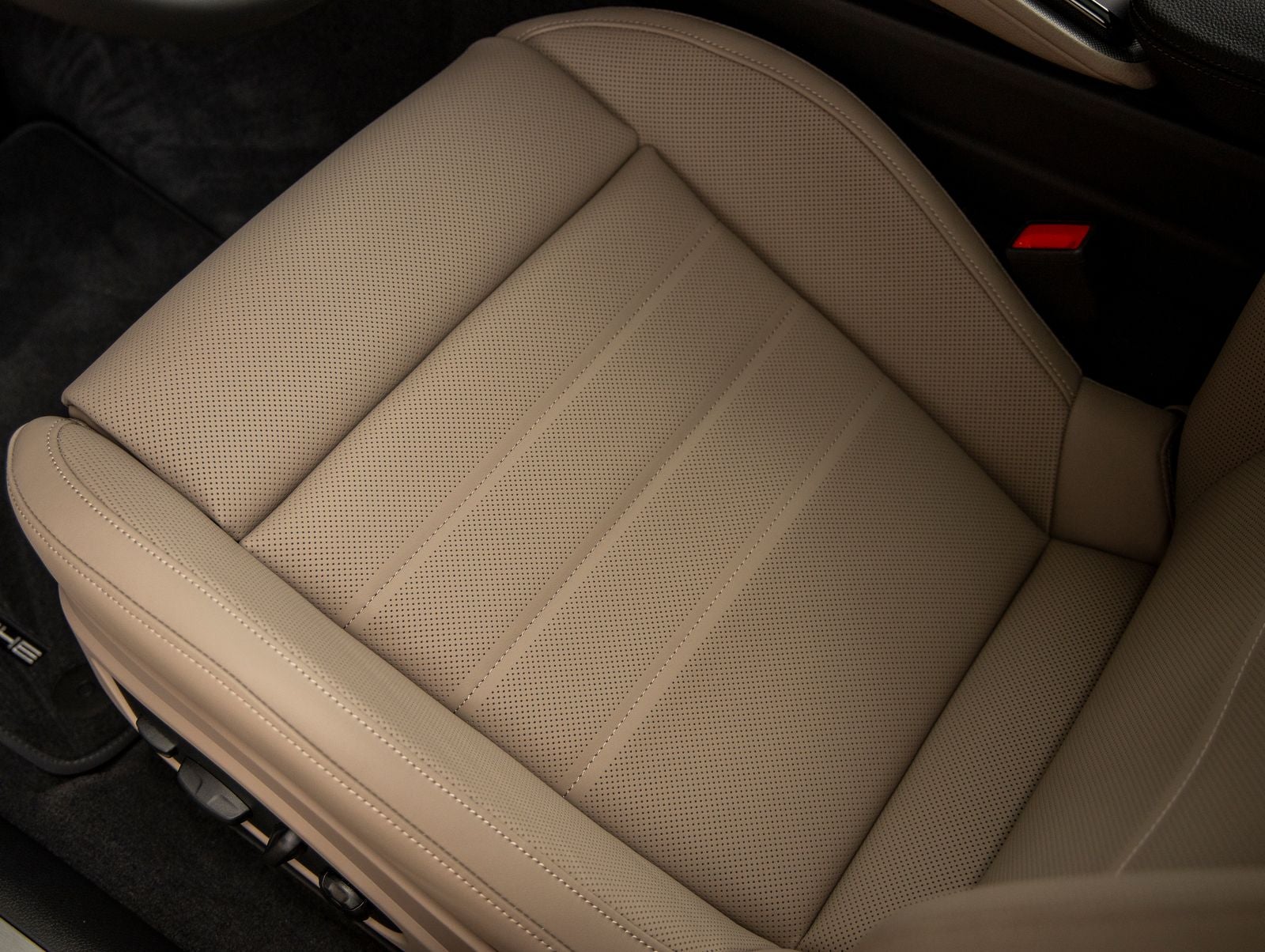 2026 Porsche Panamera Panamera 4
