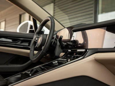 2026 Porsche Panamera Panamera 4