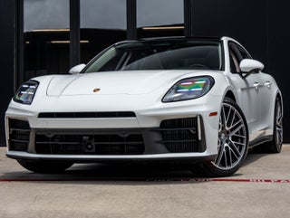 2026 Porsche Panamera 4