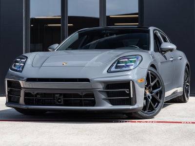 2026 Porsche Panamera Panamera 4