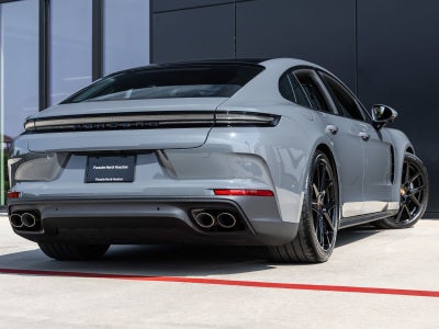 2026 Porsche Panamera Panamera 4