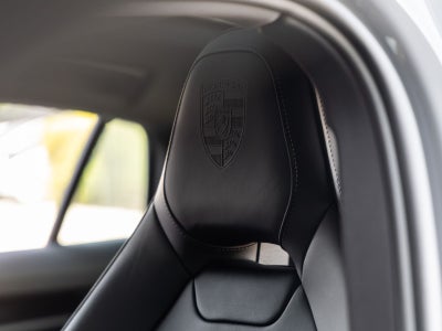 2026 Porsche Panamera Panamera 4
